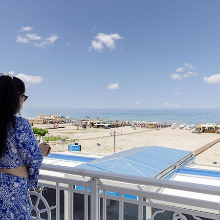 Agyra Seaview Hotel By Panel Hospitality Néoi Póroi Luaran gambar
