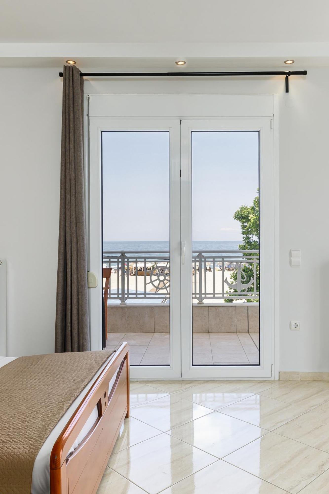 Agyra Seaview Hotel By Panel Hospitality Néoi Póroi Luaran gambar