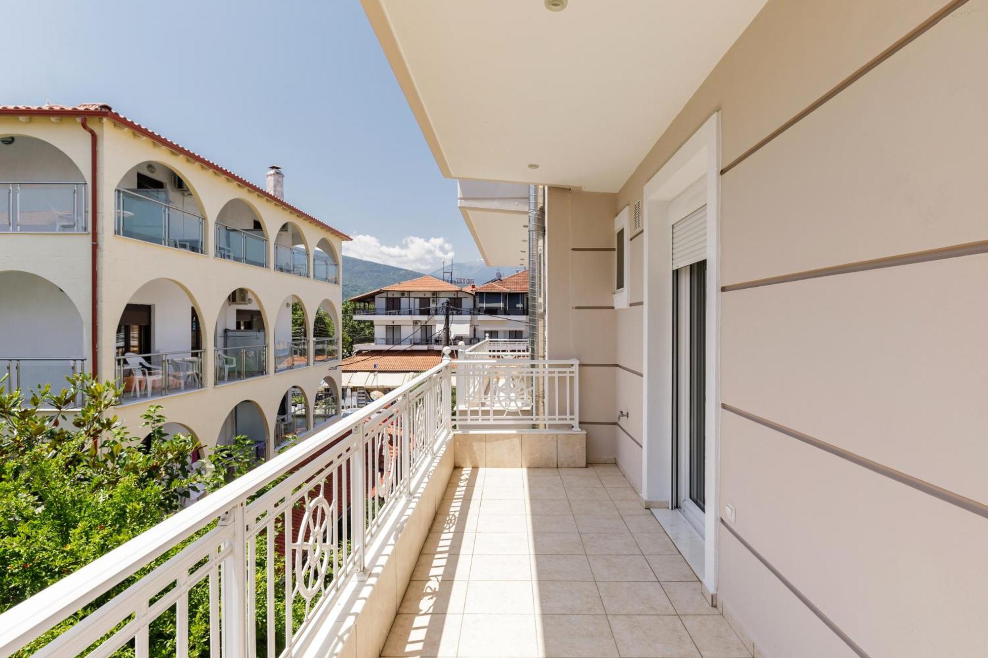 Agyra Seaview Hotel By Panel Hospitality Néoi Póroi Bilik gambar