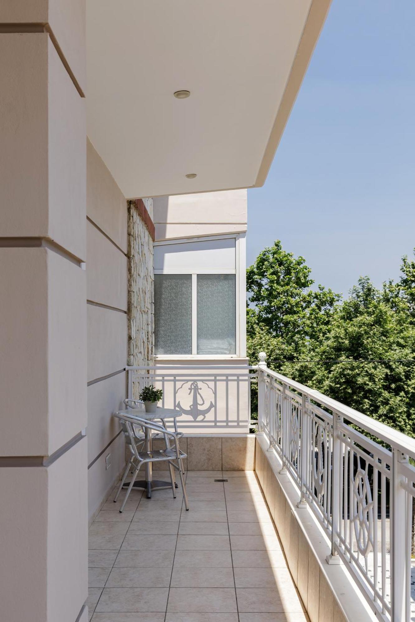 Agyra Seaview Hotel By Panel Hospitality Néoi Póroi Bilik gambar